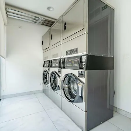 Guestready - Ideal Near Estadio Do Dragao Порту
